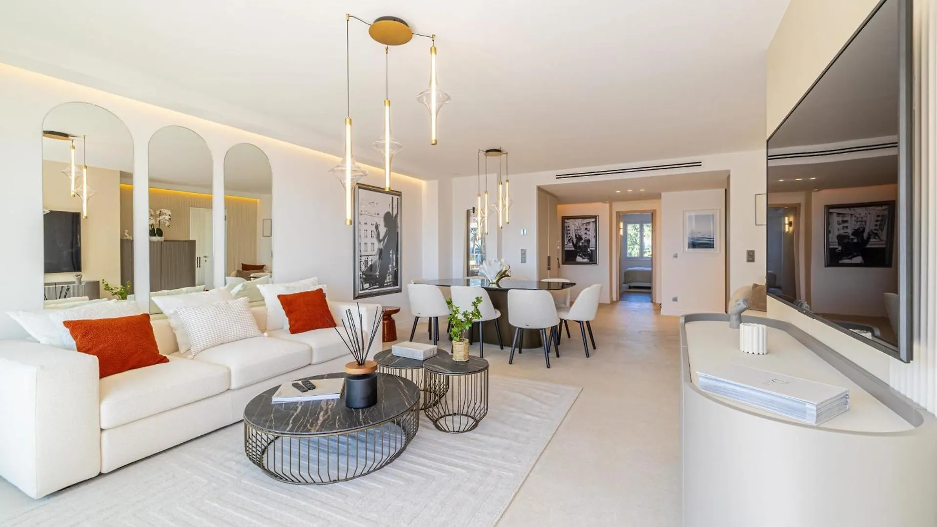 Ref 1981 - Cannes Sea View Apartment Cannes Palm Beach Francie